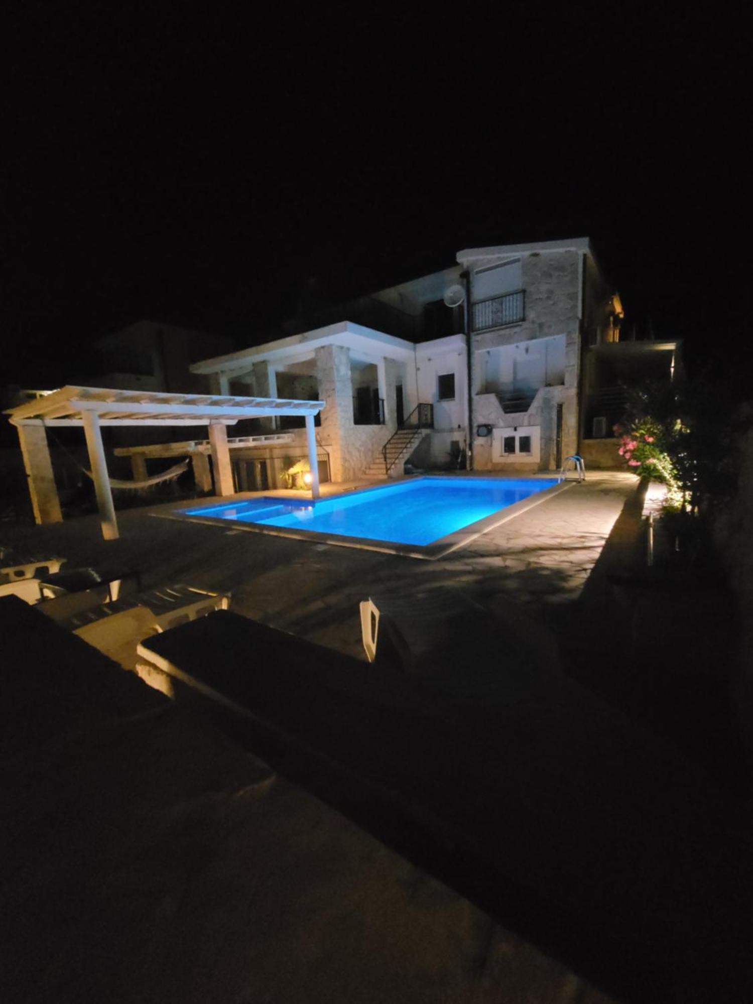 Villa Bosna Near Dubrovnik Very Beautiful Villa Entirely Privatized Swimming Pool, Jacuzzi, Sauna, Billiard, Ping-Pong Ivanica Zewnętrze zdjęcie